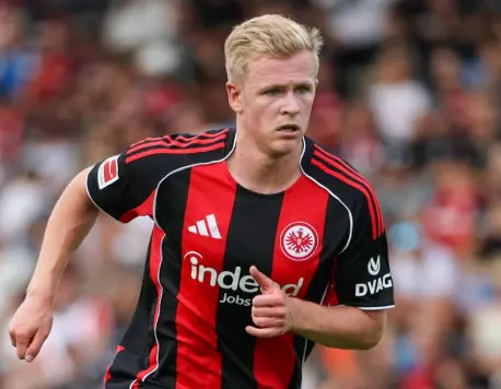 Jonathan Burkardt Eintracht Frankfurt